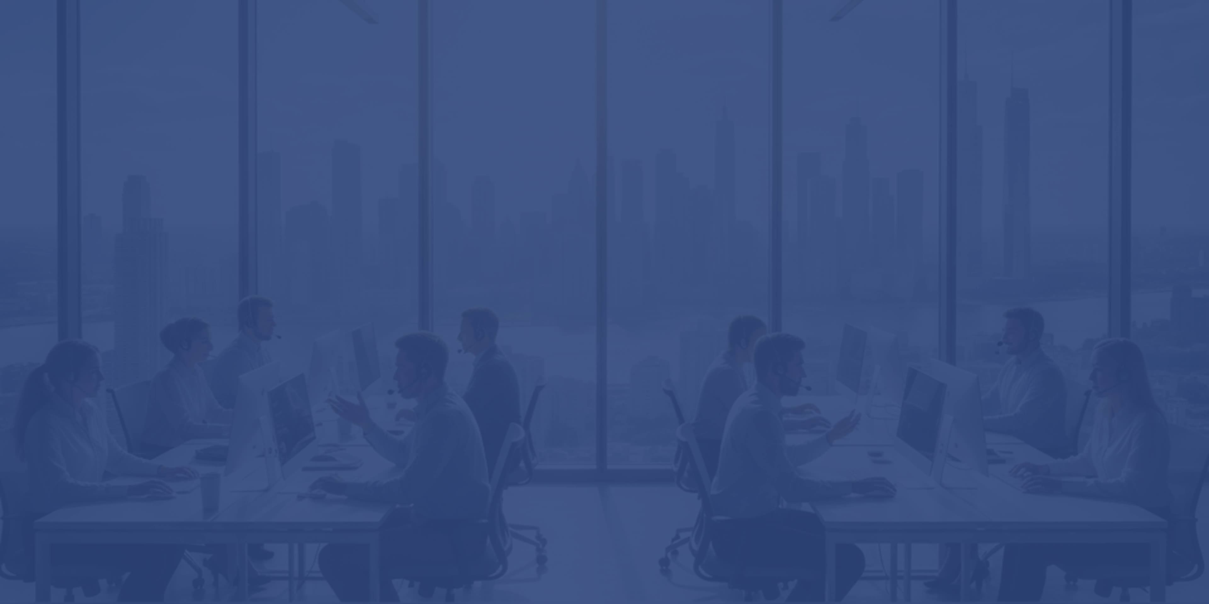 Tim Tomazz bekerja di kantor untuk mendukung transaksi bisnis
