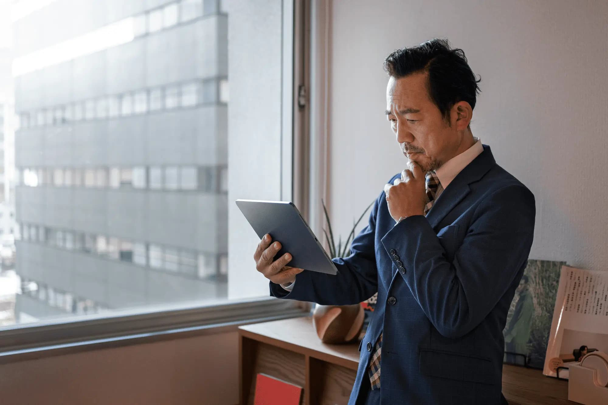 Banner artikel: Bisnis Dijual: Cara Mengevaluasi Respons Calon Investor