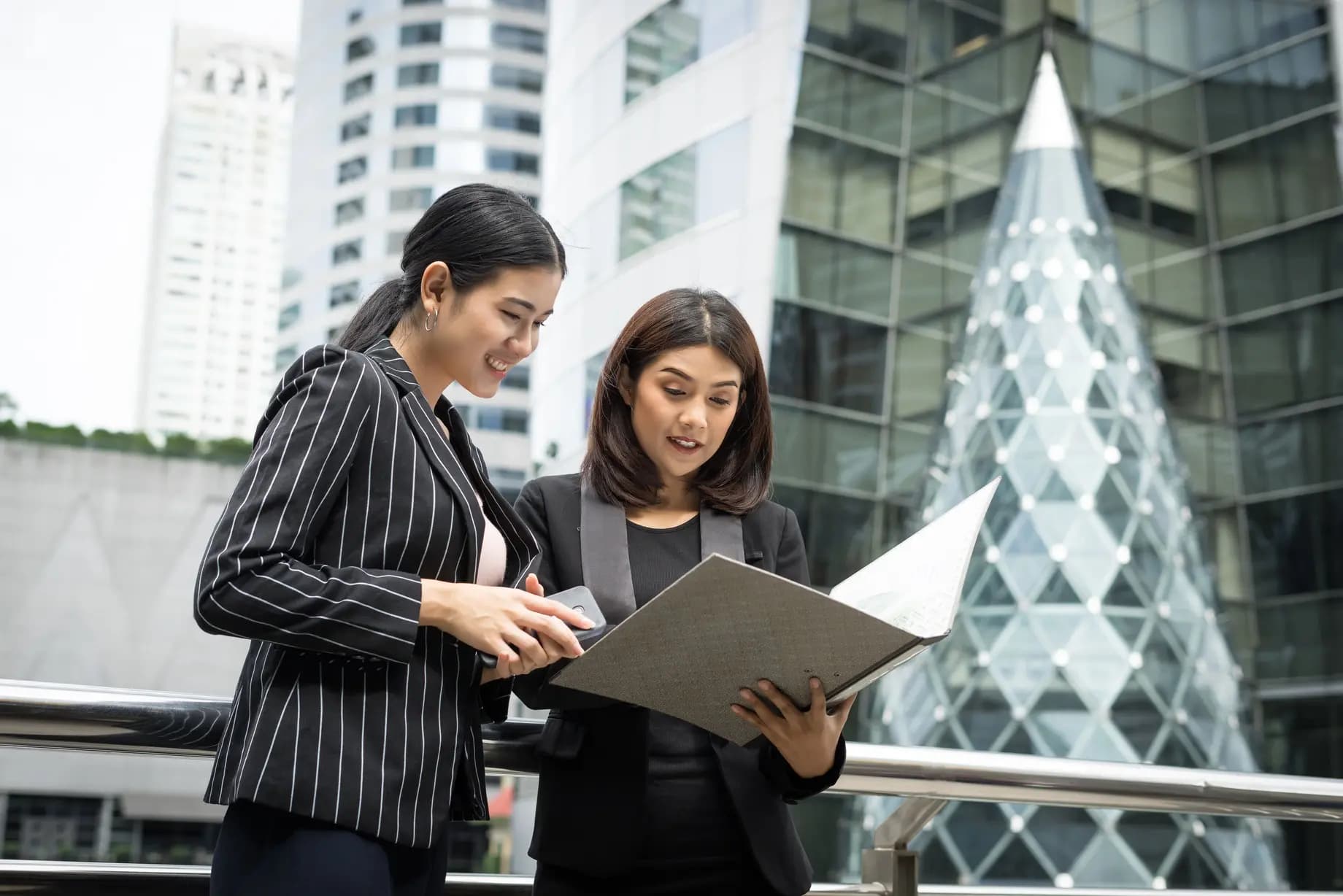 Banner artikel: Is Your Next Business Expansion Worth the Money?